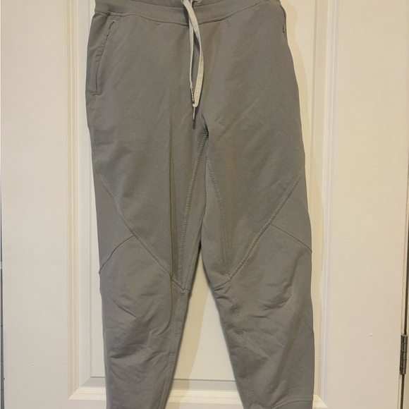 Lululemon Women’s Warm Down Jogger - Picture 2 of 4